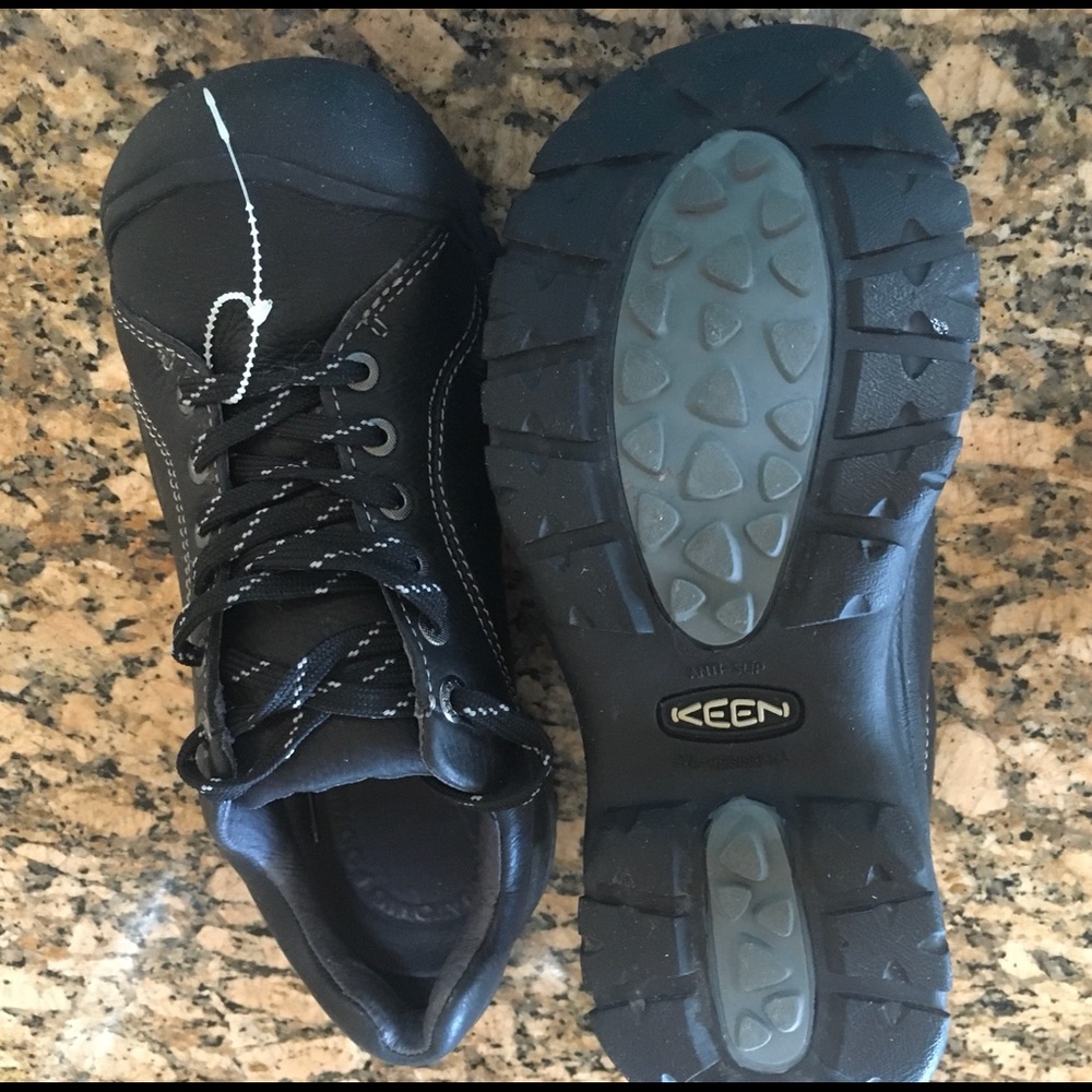 Keen Oxford style shoes, black